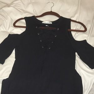 Cold shoulder lace up midi dress 👗